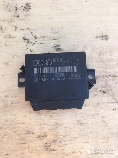 Блок управления парктроником Audi A4 B7