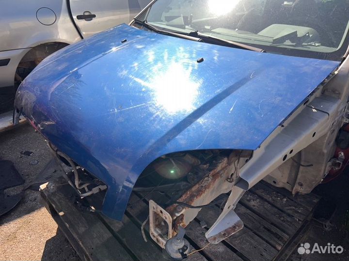 Капот Ford Fusion 2008