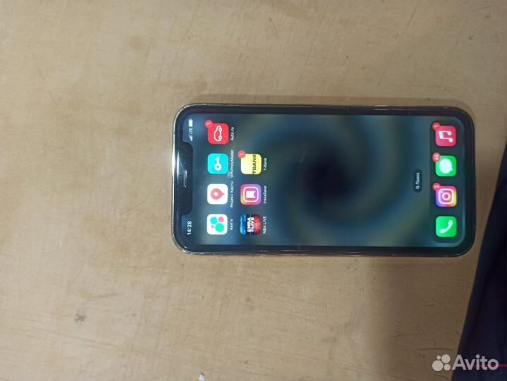 IPhone13 pro внутри xr