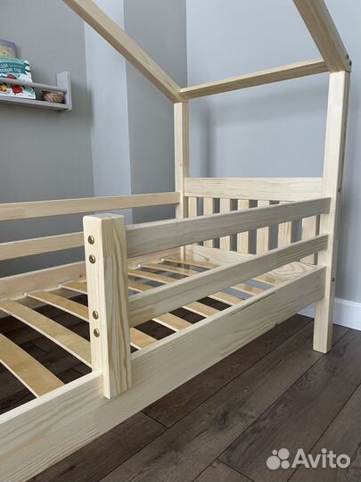 Детская кровать от 3 лет домик