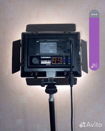 Видеосвет yongnuo YN-300-III