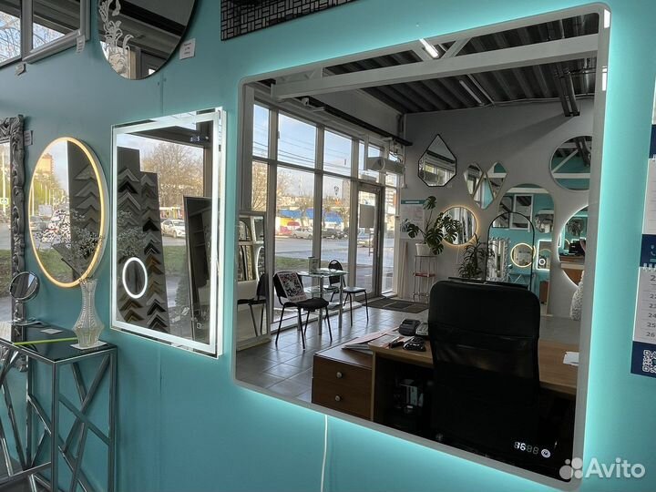 Зеркала с подсветкой в наличии