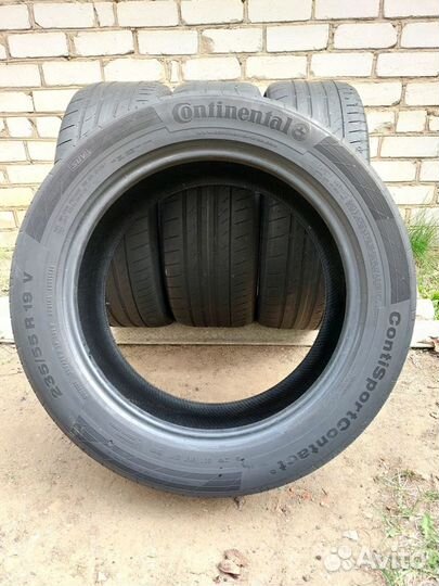 Continental ContiSportContact 5 SUV 235/55 R19