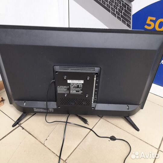 Телевизор Daewoo L32S635VKE