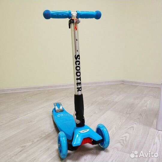 Самокат детский Макси со складным рулем
