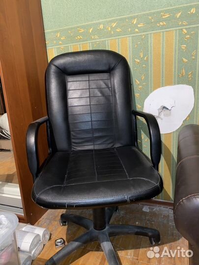Компьютерное кресло руководителя бу
