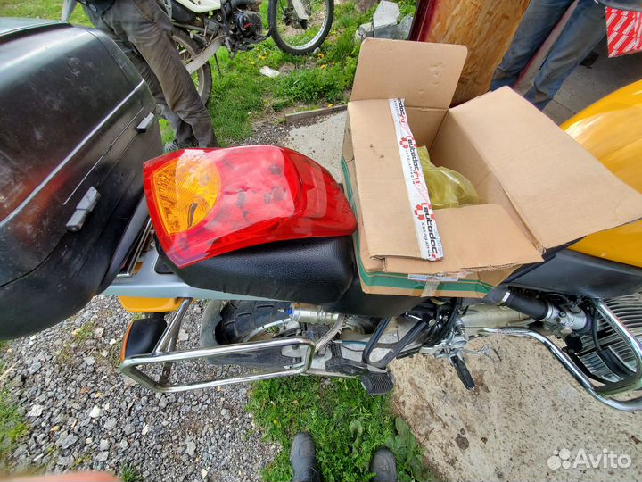 Corolla задний левый фонарь