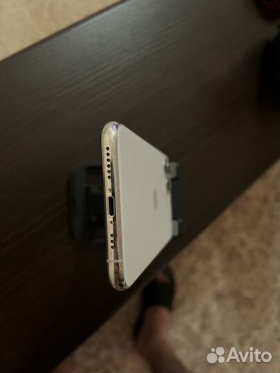 iPhone 11 Pro, 64 ГБ