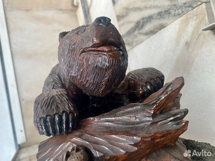 Статуэтка медведь