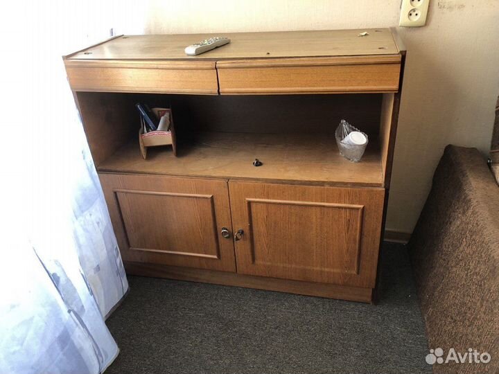 Отдам бесплатнотумбочки