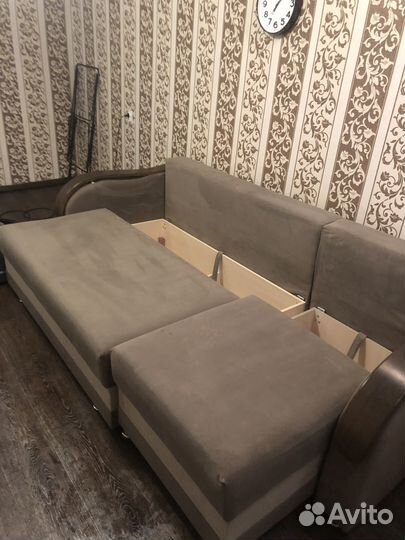 Большой угловой диван бу