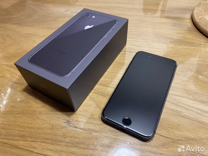 iPhone 8, 256 ГБ