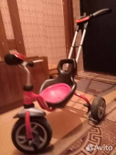 Велосипед трёхколёсный