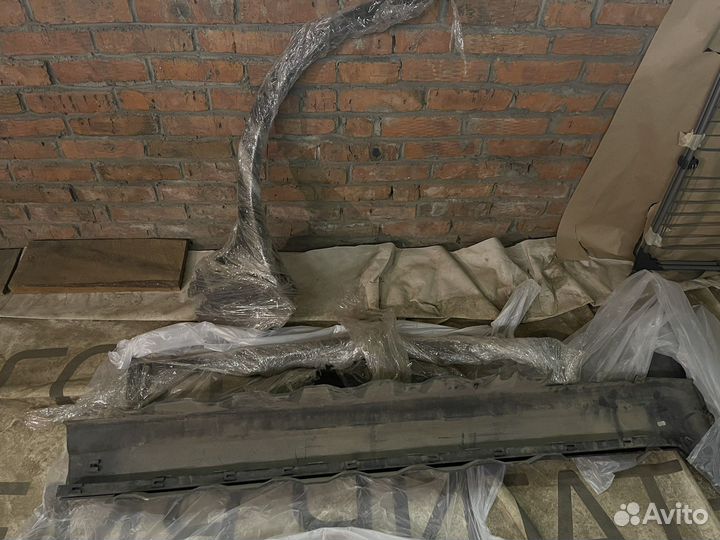 BMW X3 e83, пороги и накладки