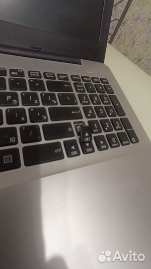 Ноутбук asus X555L core i3