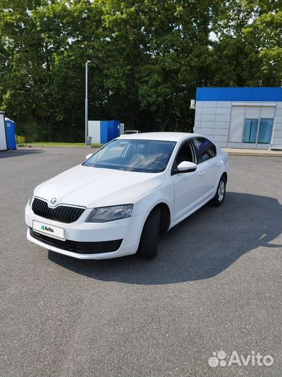 Skoda Octavia 1.6 AT, 2015, 352 000 км