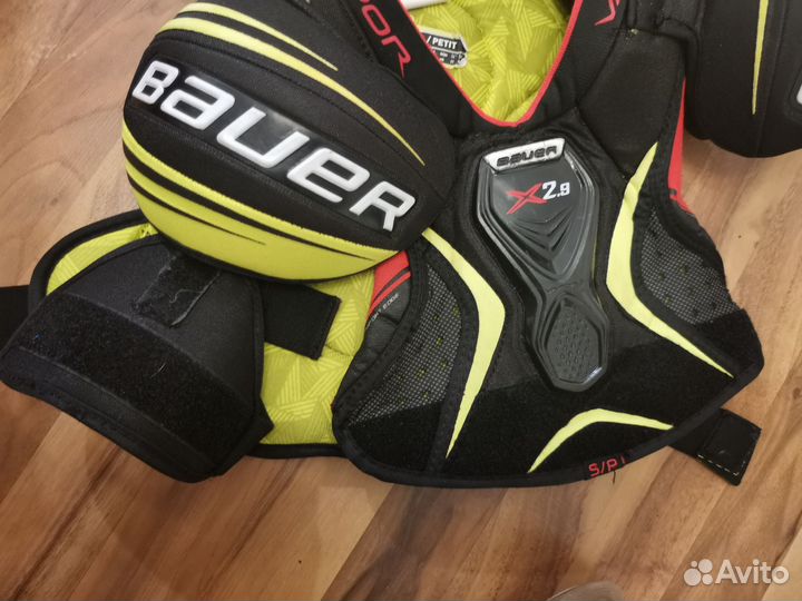 Нагрудник bauer x2. 9 JR small/petit