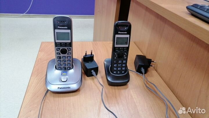 Радиотелефон panasonic 2 трубки + 1