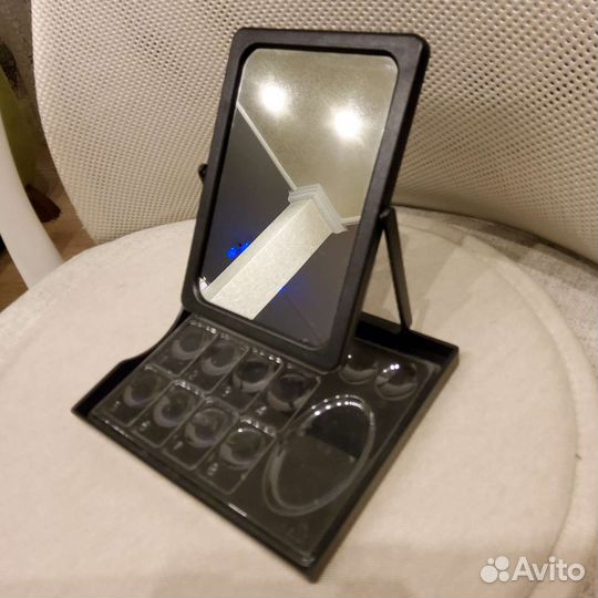 Зеркало Mary Kay