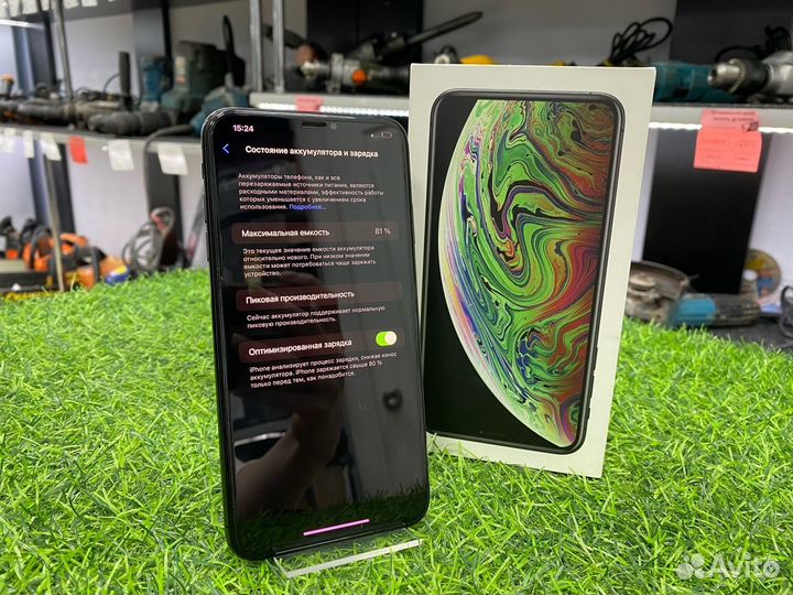 iPhone Xs Max, 64 ГБ