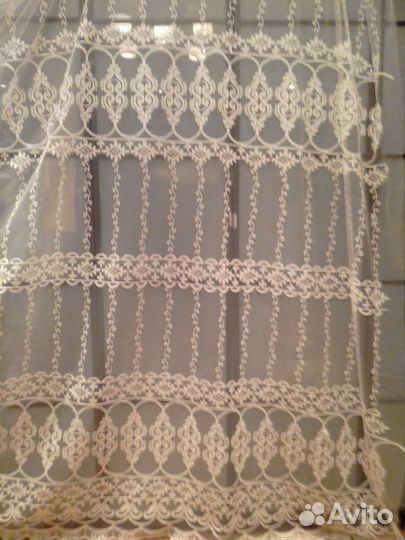 Тюль с вышивкой