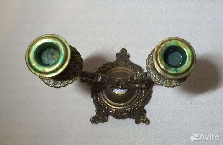 Подсвечник бронзовый