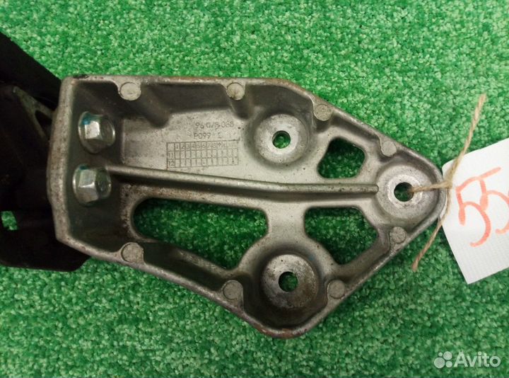 Кронштейн двигателя правый Daewoo Nexia 2008-2015