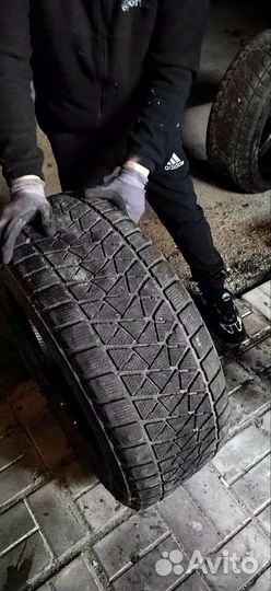 Blackstar Broadway 285/60 R18