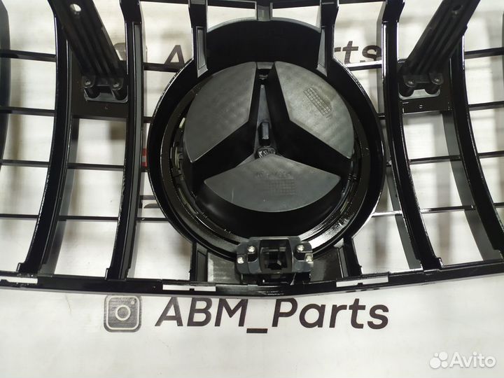 Решётка радиатора GLS X166 GT Чёрная