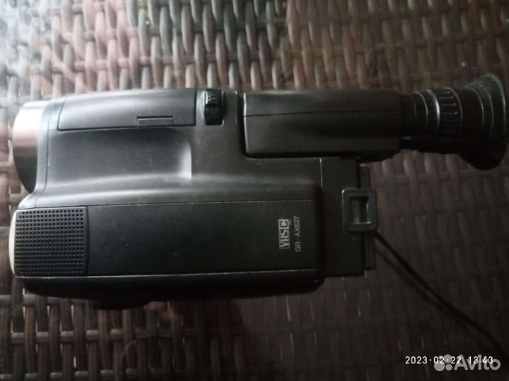 Видеокамера JVC