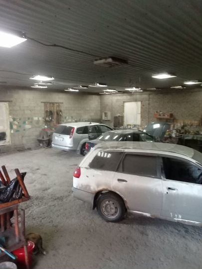 Гараж, > 30 м²