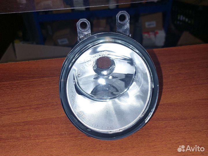 Тойота Камри Фара противотуманная 812200D041
