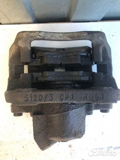 Суппорт тормозной передний правый Renault Logan