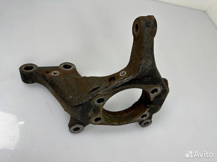 Кулак передний левый Lexus NX рест. 2021