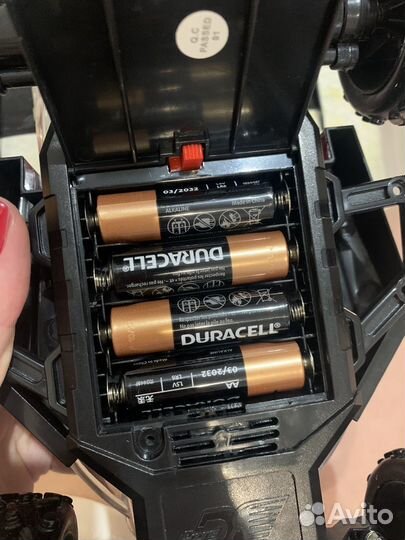 Машинка на пульте управления для ребенка