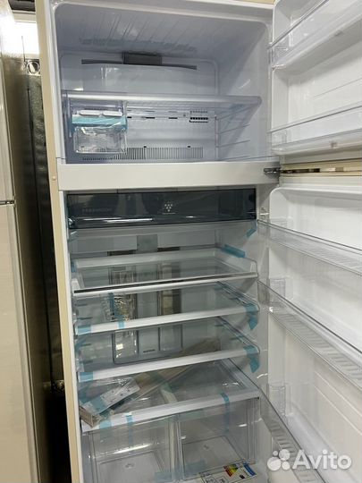 Холодильник Sharp SJ-XE59pmbe No Frost, бежевый