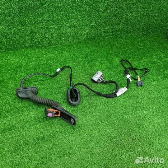 Проводка двери задней правой Volkswagen Jetta 6