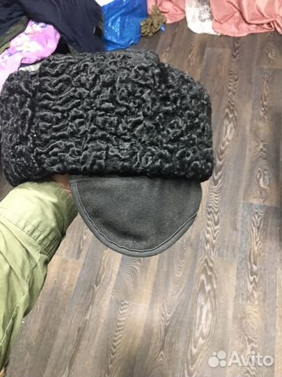 Каракуливая шапка-папаха черная находится в Казани