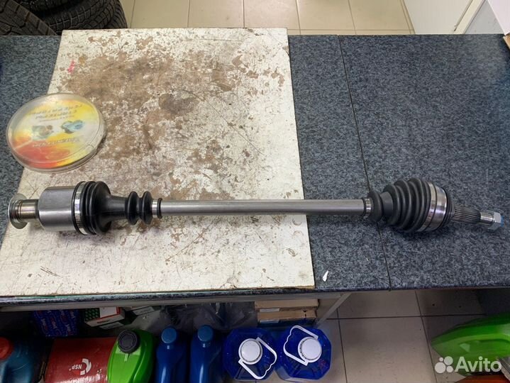 Привод правый левый Рено Логан 2014 Ларгус Сандеро