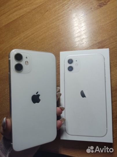 iPhone 11, 64 ГБ