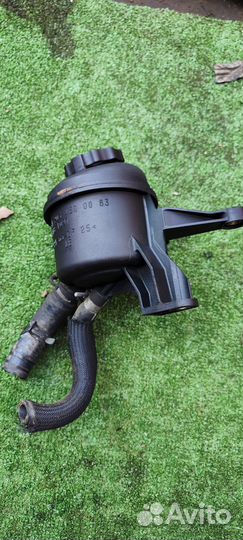 Бачок гур Mercedes C Class 2.2CDI