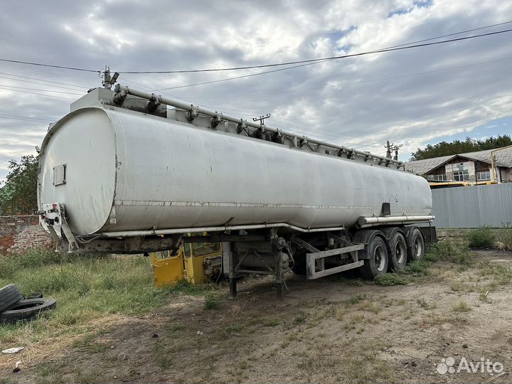 Полуприцеп бензовоз Acerbi 22K40, 1995