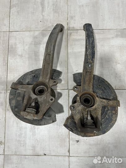 Передняя цапфа W164