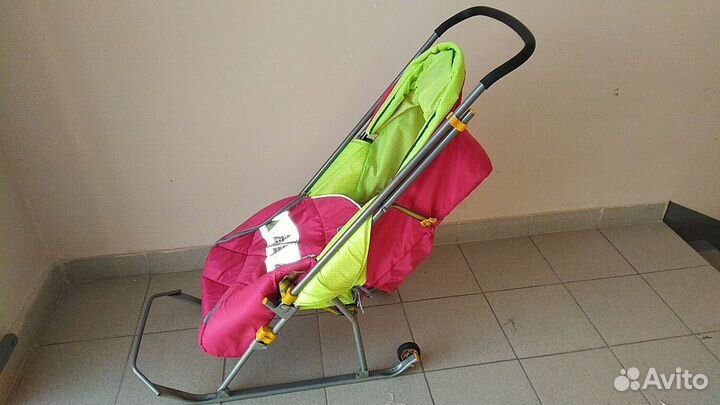 Детские санки с колесами