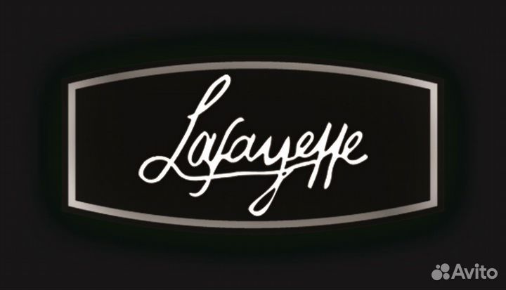 Продавец консультант в магазин женской одежды