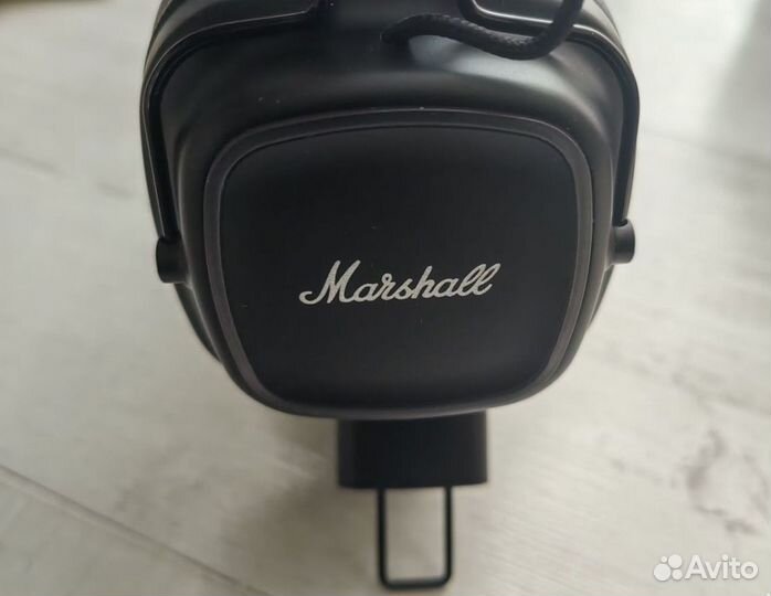 Беспроводные наушники marshall major 4