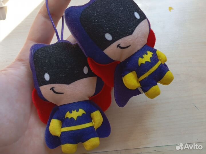 Игрушка бетгëрл макдональдс 2020