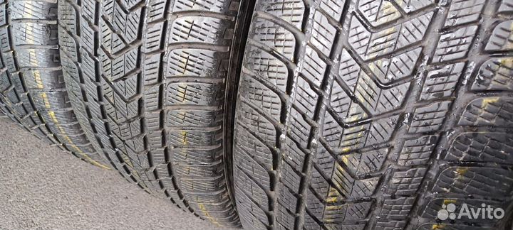 Pirelli Scorpion Winter 275/50 R20