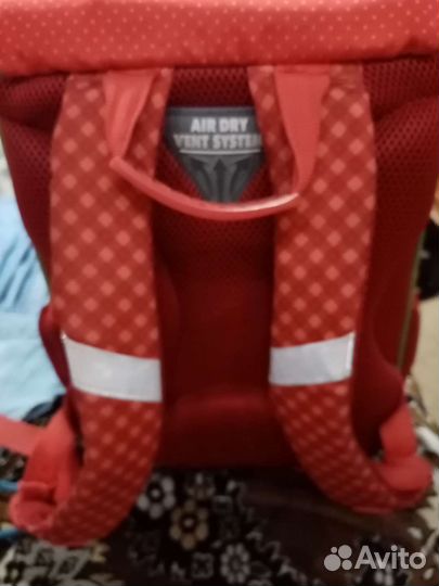 Школьный рюкзак