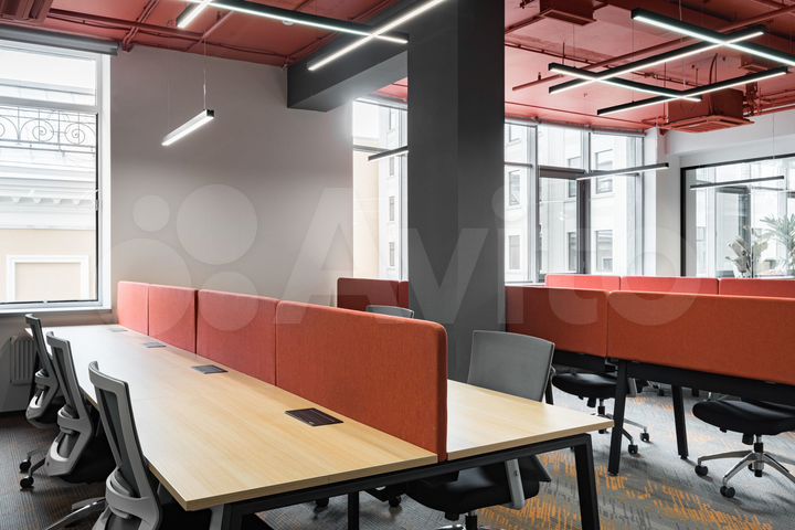 Готовый офисный блок на 30 рабочих мест с мебелью